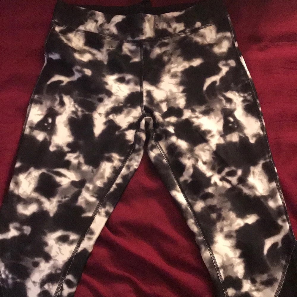 Mossimo leggings with mesh black detail